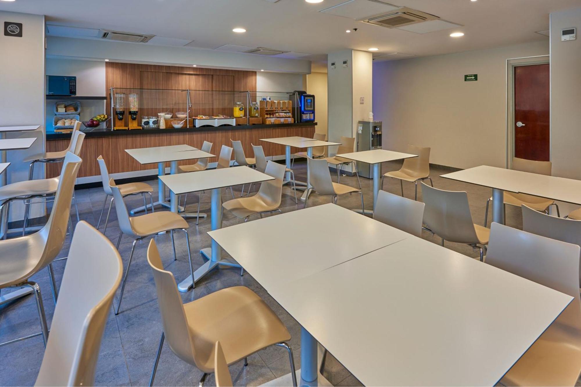 City Express By Marriott Tampico Bagian luar foto