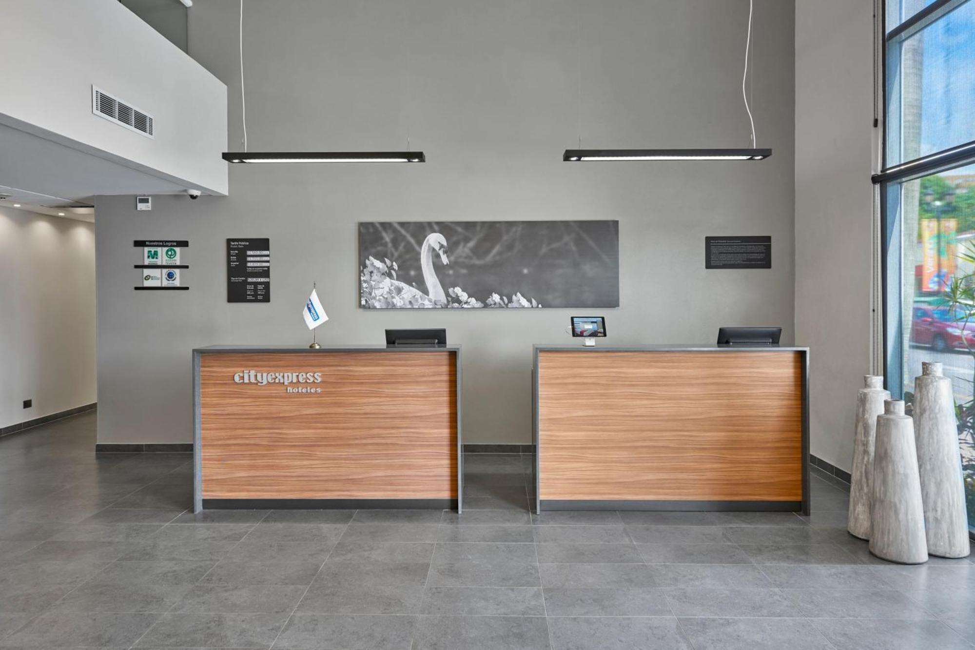 City Express By Marriott Tampico Bagian luar foto