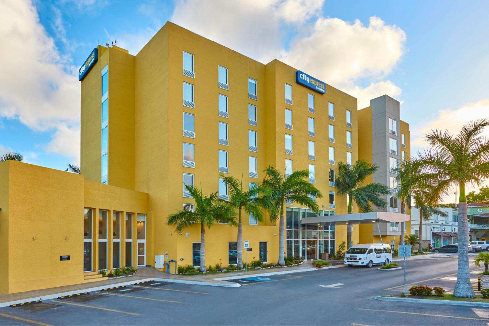 City Express By Marriott Tampico Bagian luar foto